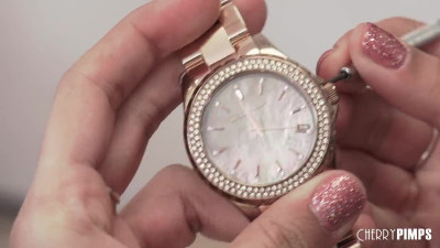 The boss busts Alexis Zara and she blows him to stay silent