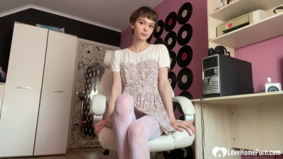 Stripping down and revealing that incredible body