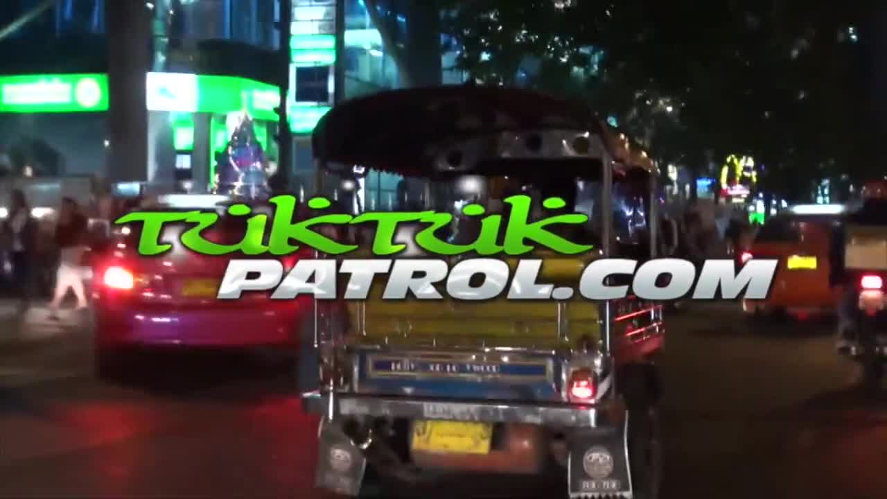 Watch Curvy Asian woman is riding the dick of a tourist HD Full video | ePornFreeHD. Watch Free All of trend and latest brand porn full Videos ePornFreeHD. 