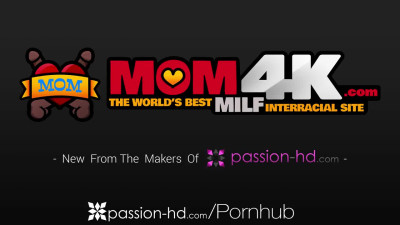 Teen redhead was fucked by lucky guy in the living room