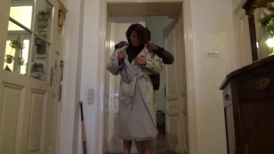 Black landlord drills tenant to facial cumshot