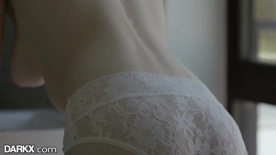 Svelte redhead enjoys threeway with black stallions