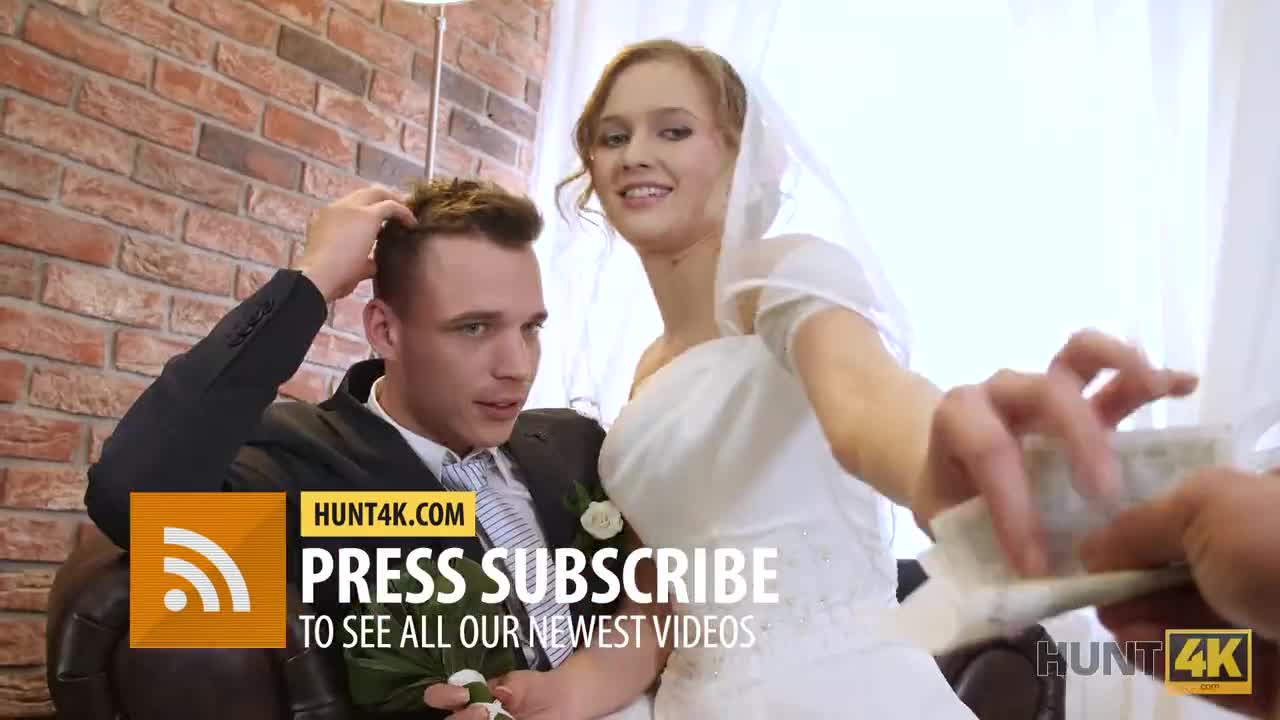 Watch Antonia Sainz puts on a hot show for the kinky stepson HD Full video | ePornFreeHD. Watch Free All of trend and latest brand porn full Videos ePornFreeHD. 