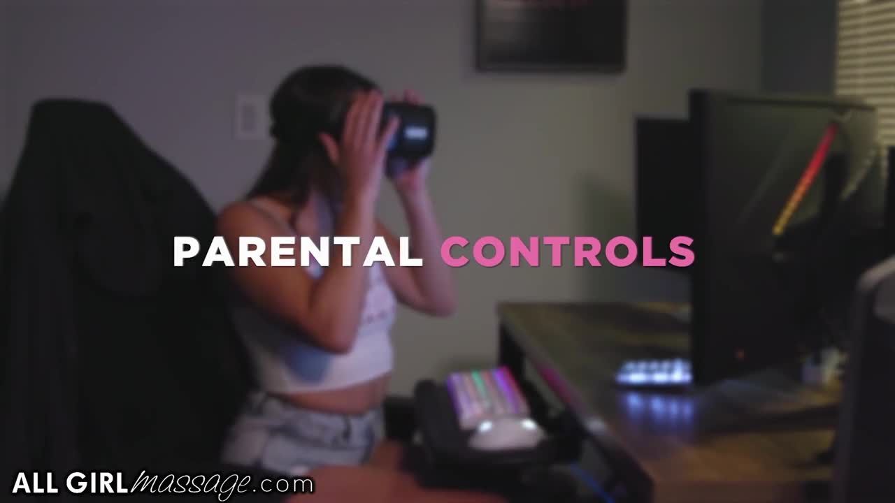 Watch Gal has sex with masseuse while testing VR headset HD Full video | ePornFreeHD. Watch Free All of trend and latest brand porn full Videos ePornFreeHD. 