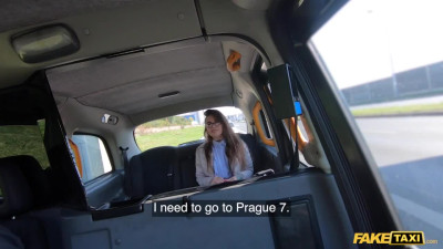 Tattooed passenger is okay with sex in the taxi