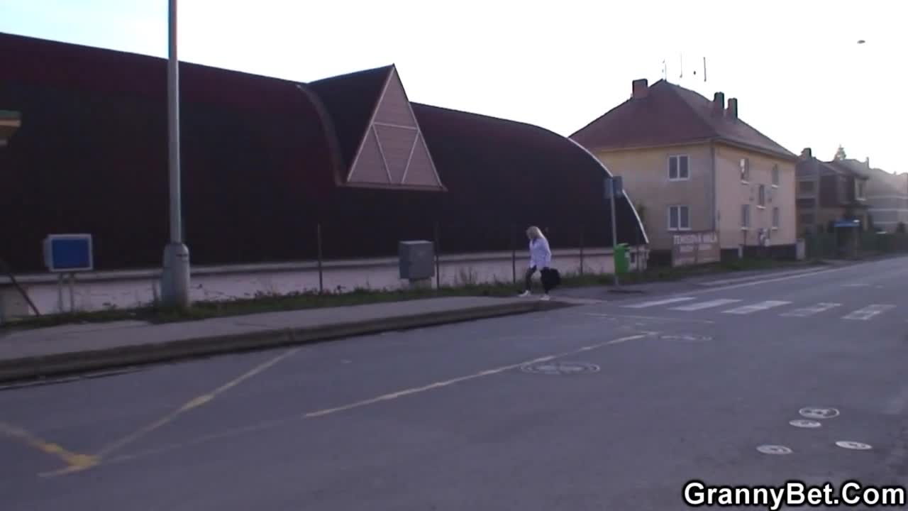 Watch Kind guy brings old blonde home and fucks her HD Full video | ePornFreeHD. Watch Free All of trend and latest brand porn full Videos ePornFreeHD. 