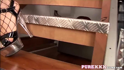 Naughty minx toys her wet pussy on the stairs