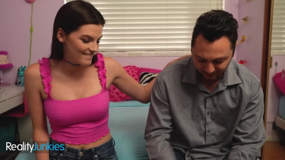 Chick gets pussy fucked of her own free will
