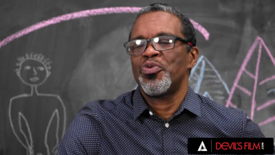 Black man nails white babe in the classroom