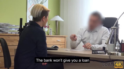 Sensual screwing of Bonnie Dolce by the bank worker
