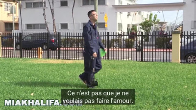 French subtitles for a sexy video featuring a skinny lad