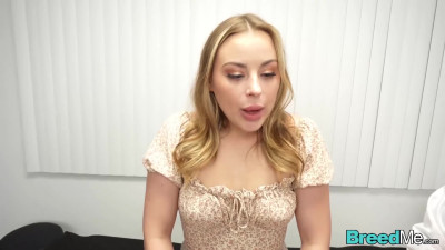 Anna Claire Clouds taking a creampie at the doctor