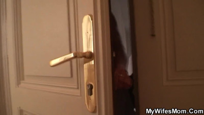 A thick MILF is cheating with the bf of her daughter