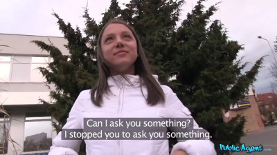 Gorgeous teen is invited to a strangers' room to fuck