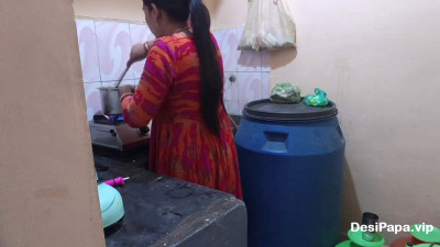 Horny Indian chick having sex with her man in the kitchen
