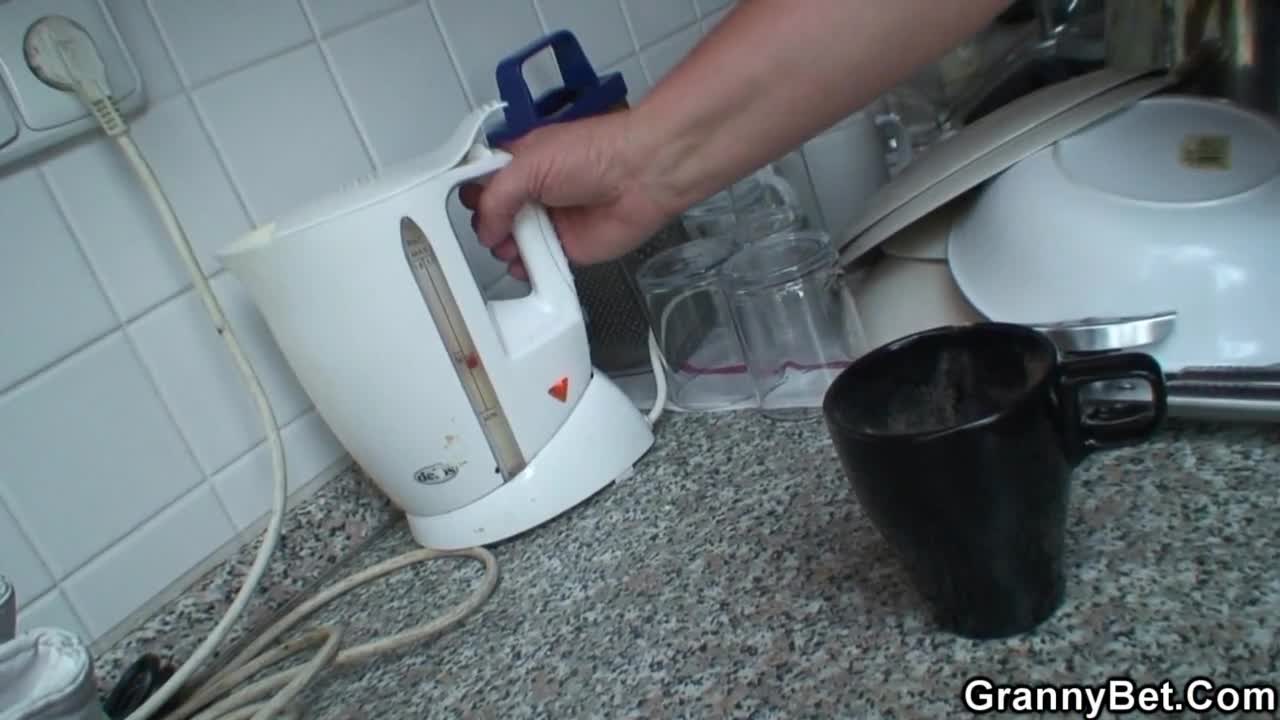 Watch aDrinking coffee and making a move on the younger fella HD Full video | ePornFreeHD. Watch Free All of trend and latest brand porn full Videos ePornFreeHD. 