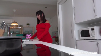 Multiple horny women are organizing a wild group party