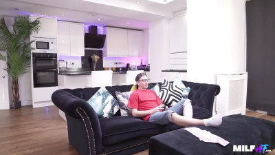 BBW MILF Josephine James is fucked by her stepson
