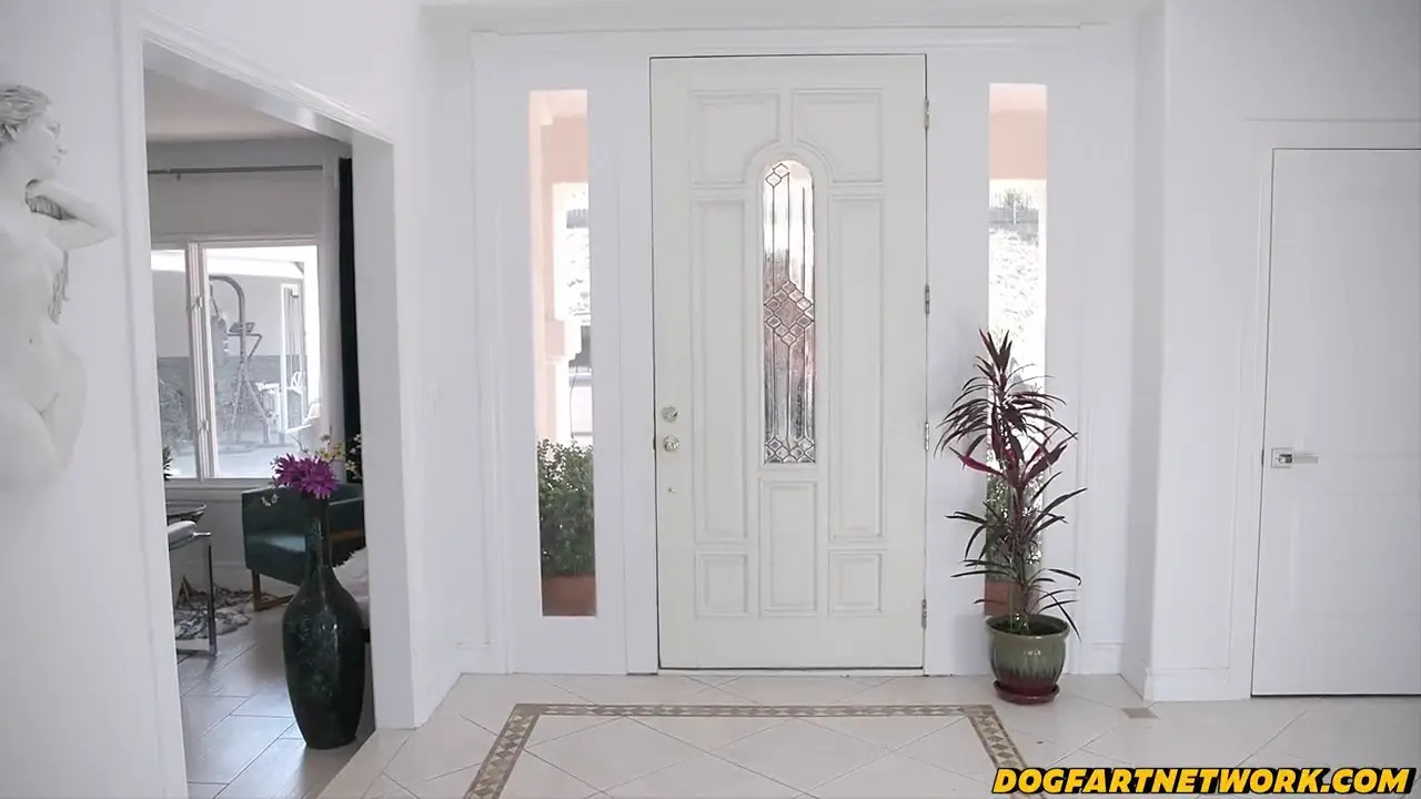 Watch Blondie with a tight body wants two black dicks to rip her up HD Full video | ePornFreeHD. Watch Free All of trend and latest brand porn full Videos ePornFreeHD. 
