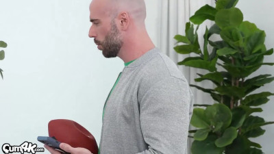 Guy gets to tap cheerleader pussy before the big game