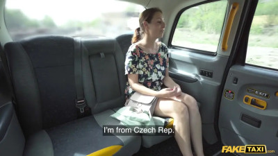 Antonia Sainz fucking in the back of a cab with no shame