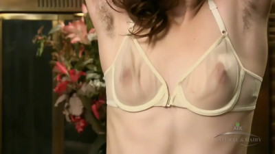 Solo girl with a hairy pussy is going to show solo pleasures