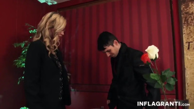 Blondie wants to get banged in a twisted fucking fashion