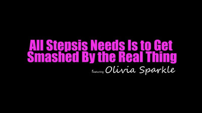 Olivia Sparkle banging herself to get to real orgasms