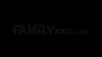 Stacked Latina stepmom welcomes his dick in her hole
