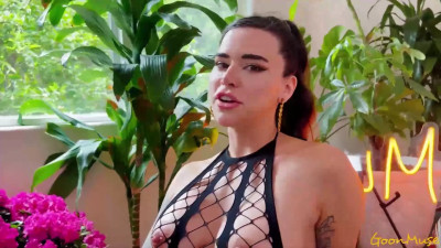 Suttin wearing her sexy lingerie while drilled