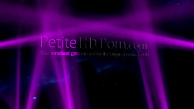 Thin blonde puts her lips on a hard dick to get rammed