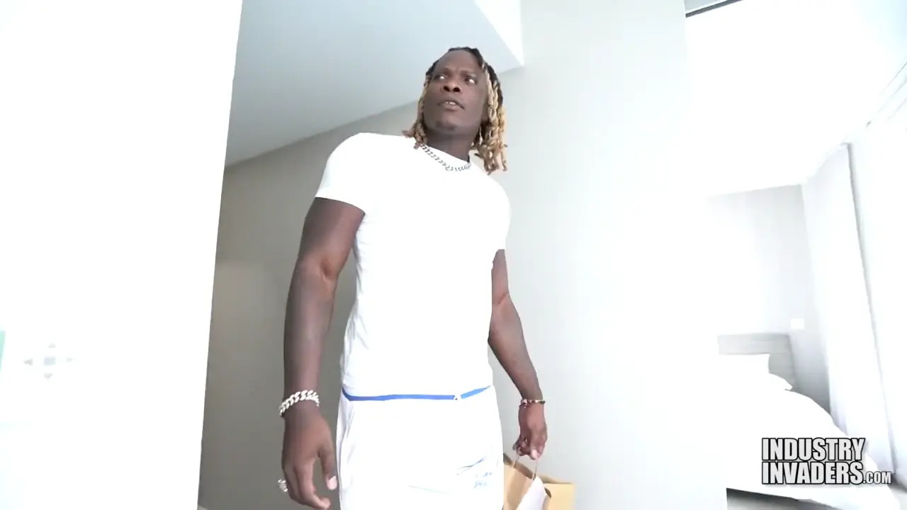 Watch Ebony babe with natural tits is taking on a BBC HD Full video | ePornFreeHD. Watch Free All of trend and latest brand porn full Videos ePornFreeHD. 