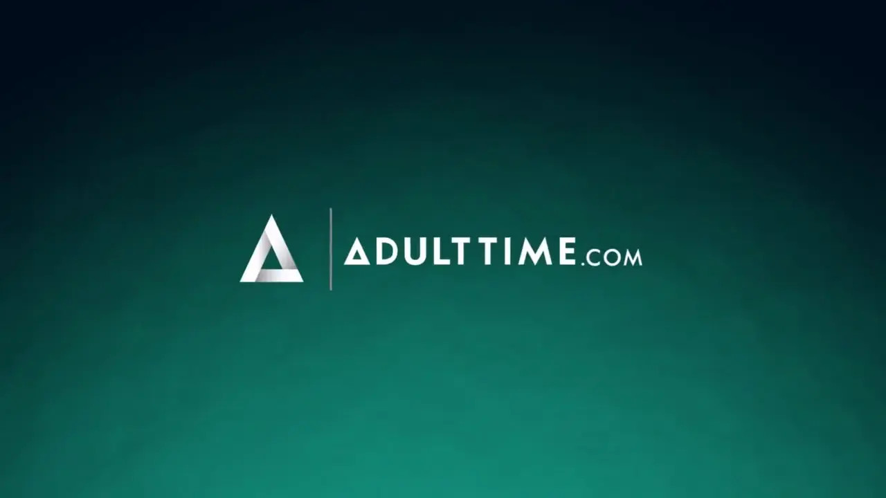 Watch Beautiful lezzie sluts hook up in the back of the club HD Full video | ePornFreeHD. Watch Free All of trend and latest brand porn full Videos ePornFreeHD. 