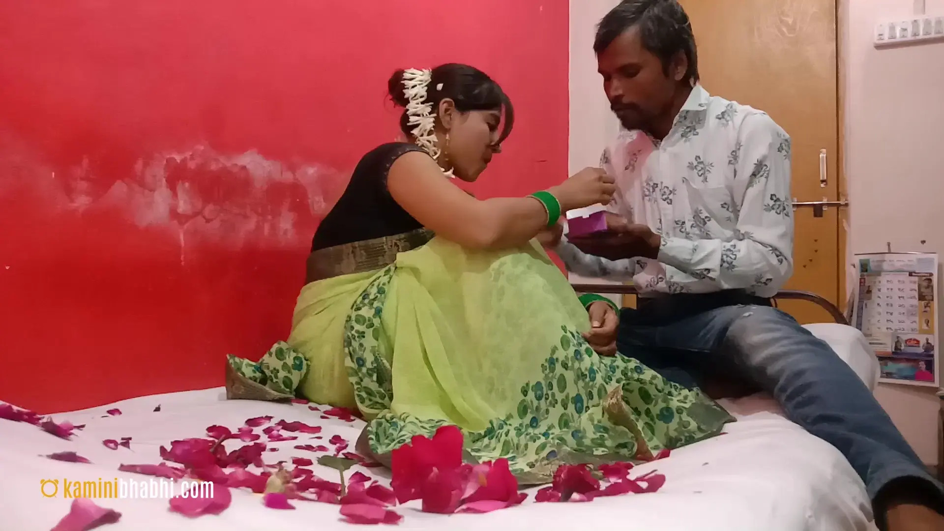 Watch Indian woman and her husband are ready to have sex HD Full video | ePornFreeHD. Watch Free All of trend and latest brand porn full Videos ePornFreeHD. 