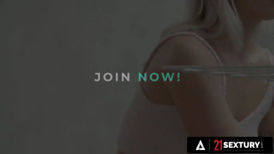 Sexy blonde keeps herself in great shape through FUCKING