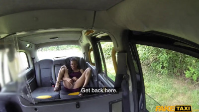 Kira Noir looks sublime as she takes that dick deeper