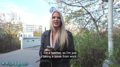 Hot blonde stranger turns into a cheap sucking whore