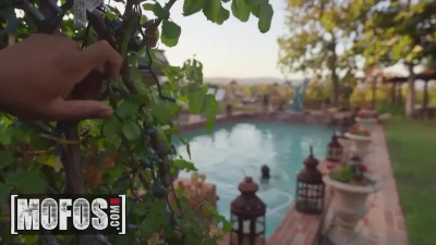 Petite cheating wife sucks and fucks a big cock by the pool