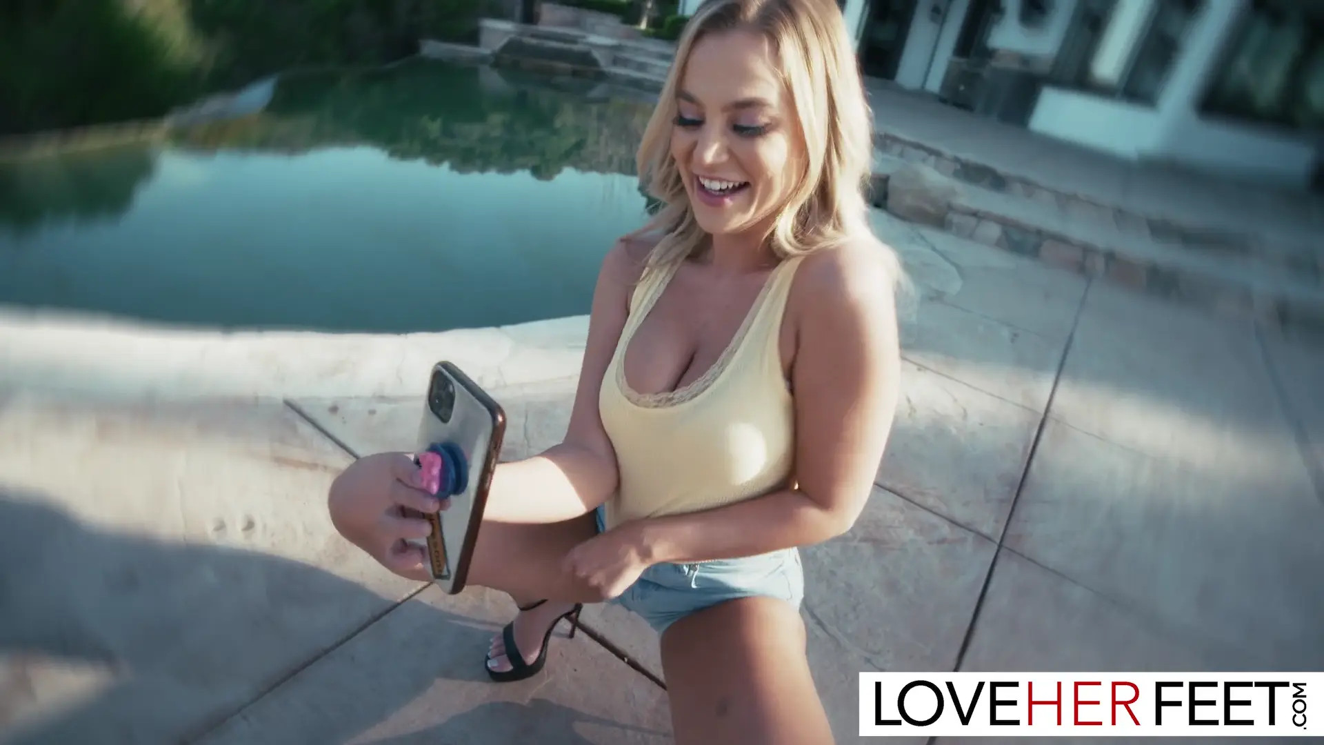 Watch Three women with long legs in a foot fetish action HD Full video | ePornFreeHD. Watch Free All of trend and latest brand porn full Videos ePornFreeHD. 