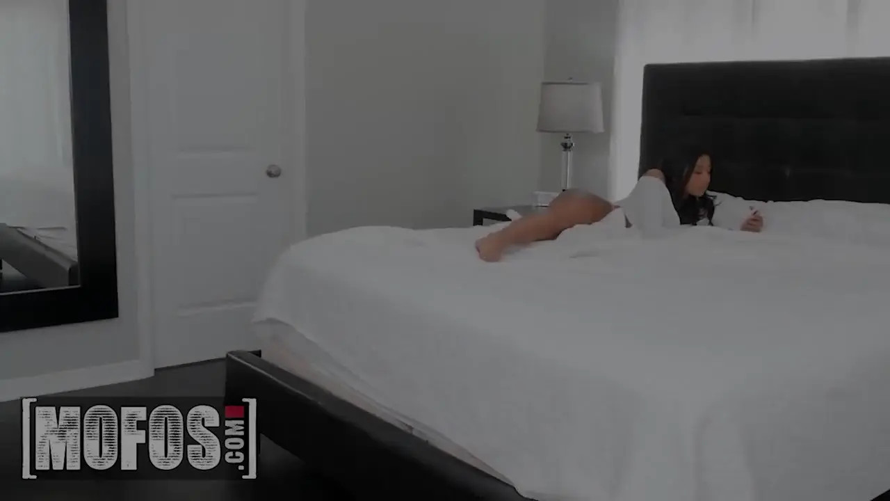 Watch Ally Berry pleasing her own pussy before taking dick HD Full video | ePornFreeHD. Watch Free All of trend and latest brand porn full Videos ePornFreeHD. 