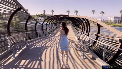 Two creampies for a redheaded hottie who wants hard sex