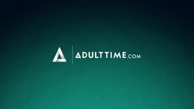 Redhead nerd gives away her coochie for an intense munching