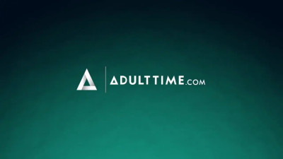 I want to gobble on my therapist's coochie on a couch