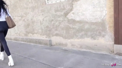 Tattooed wench with fake boobs is ready for a shag