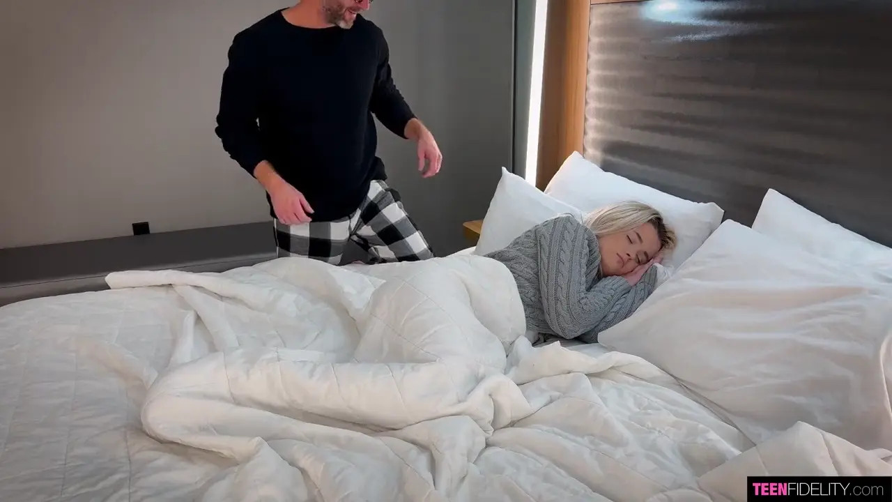 Watch Nicole Nichols gets analized and pied by Ryan Madison HD Full video | ePornFreeHD. Watch Free All of trend and latest brand porn full Videos ePornFreeHD. 