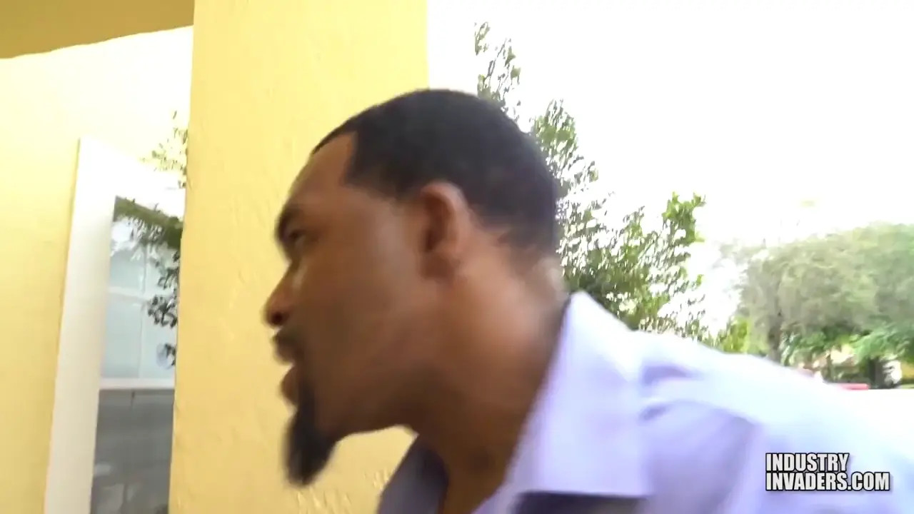 Watch Desiree De Luca seals the deal with a tall black man HD Full video | ePornFreeHD. Watch Free All of trend and latest brand porn full Videos ePornFreeHD. 