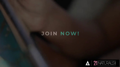 May Thai gets facialized after sex with a girthy BWC