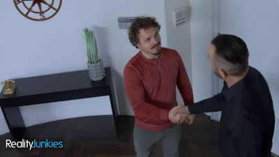 Inked blonde with a hot body wants his dick in her opening