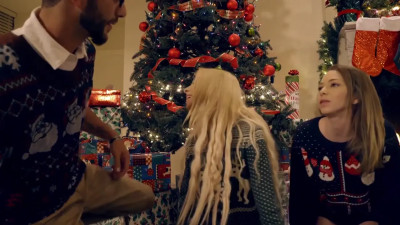 Madi Collins rides cock and it looks incredible though