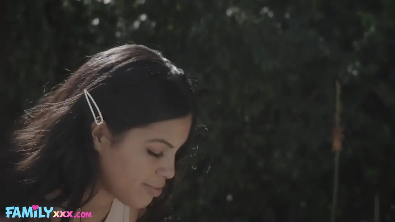 Watch Maya Farrell gives a blowjob and gets stuffed deep HD Full video | ePornFreeHD. Watch Free All of trend and latest brand porn full Videos ePornFreeHD. 